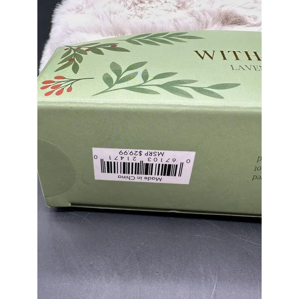 New PAPER SOURCE‎ Women’s Beige Sherpa HEATABLE SLIPPERS Lavender Infused OS - Picture 2 of 5